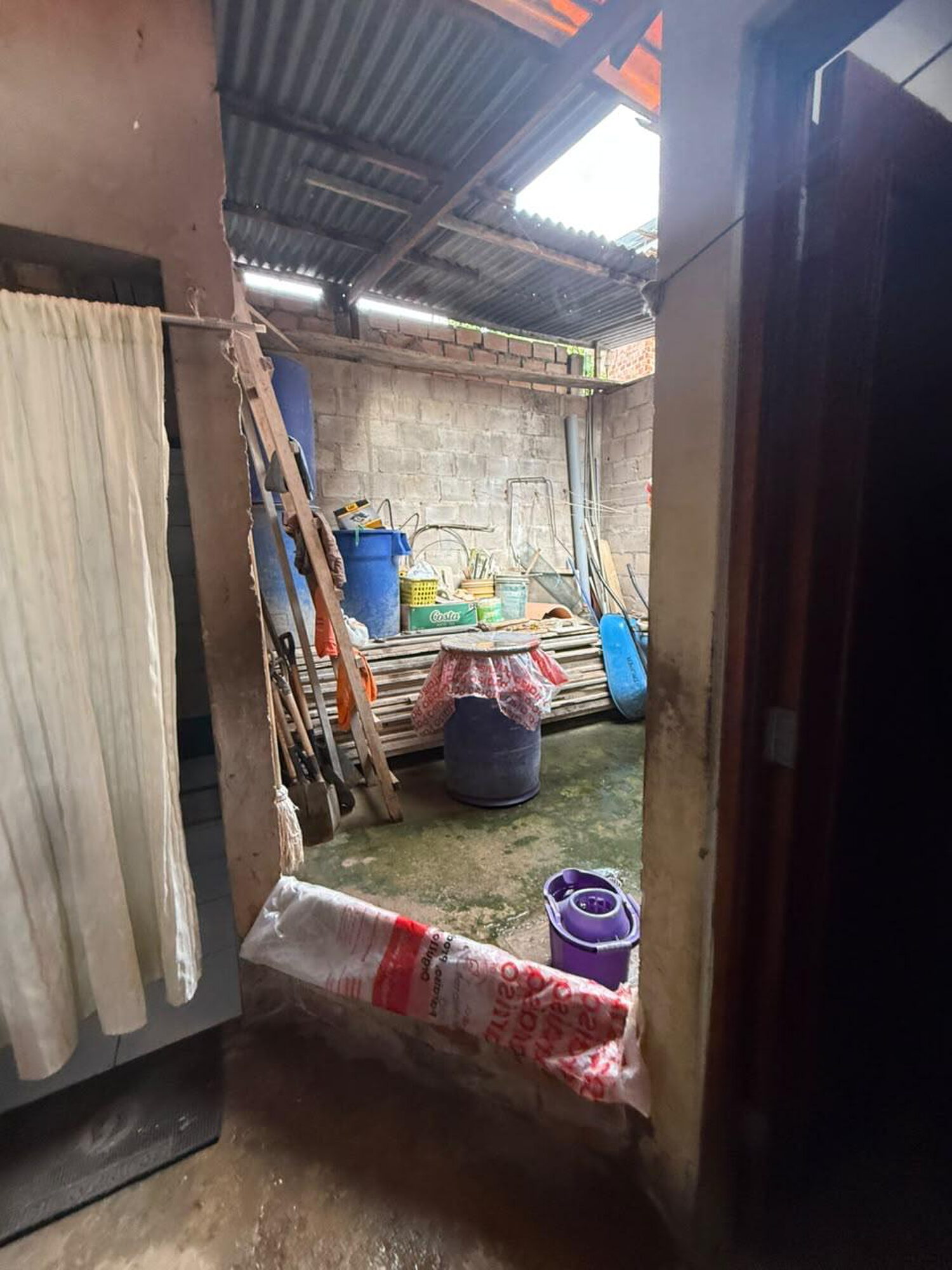 Casa en Remate - A solo dos cuadra de Plaza vea de Morales